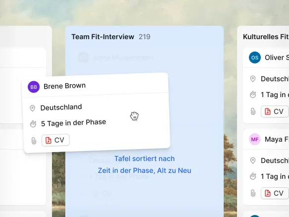 TalentGleam Hiring-Pipeline als Kanban-Board mit Kandidatenkarten über Phasen von Beworben bis Angebot